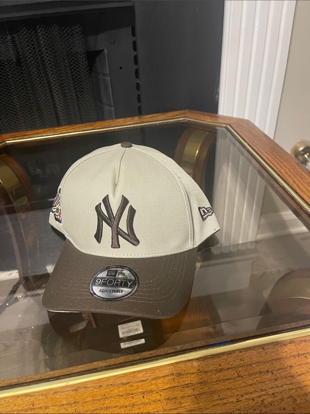 New Era New York Yankees 9FORTY Cap - Cream & Brown